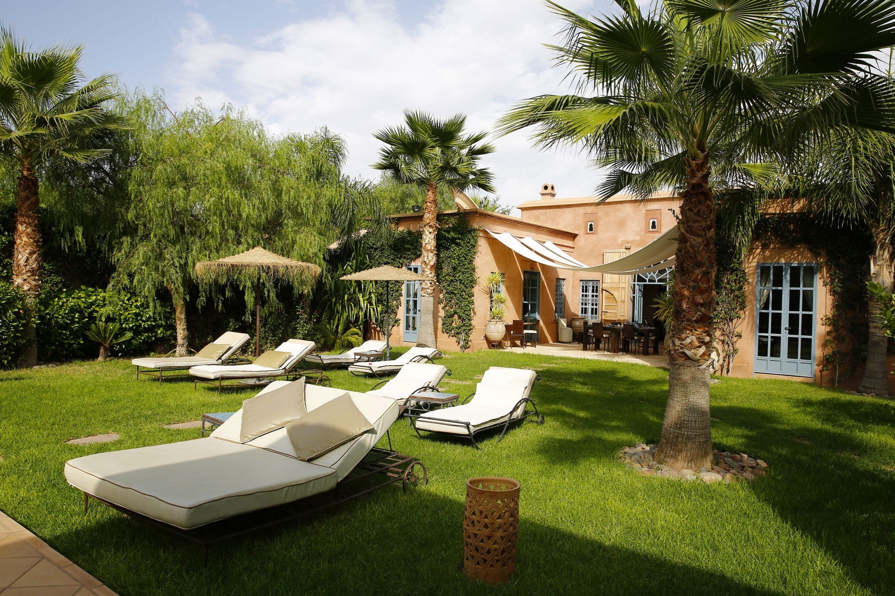 Luxury villa, Road to Ouarzazate