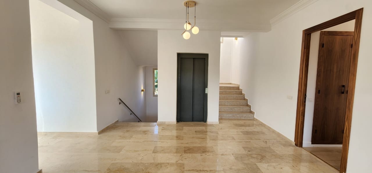 Villa de standing, Palmeraie