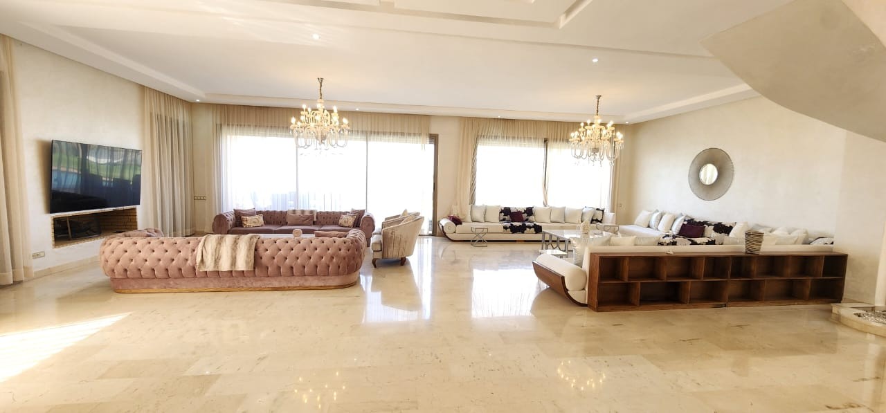 Villa de standing, Route de Tahanaout