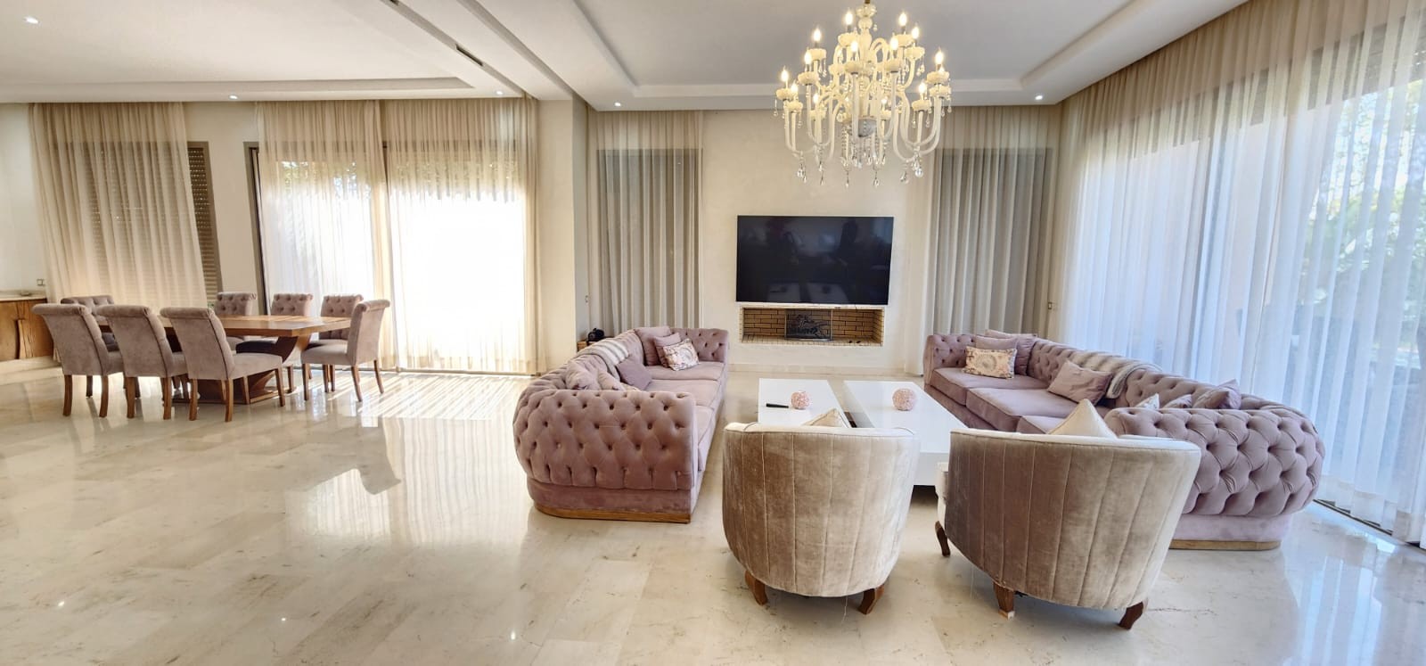 Villa de standing, Route de Tahanaout
