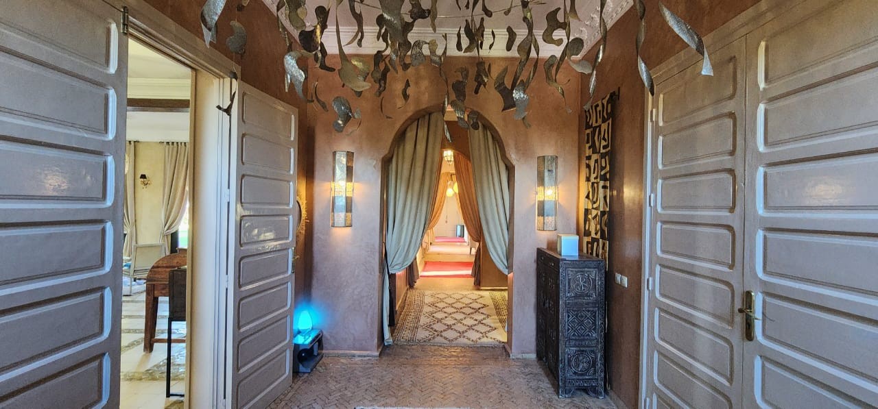 Villa de standing, Route de Ouarzazate