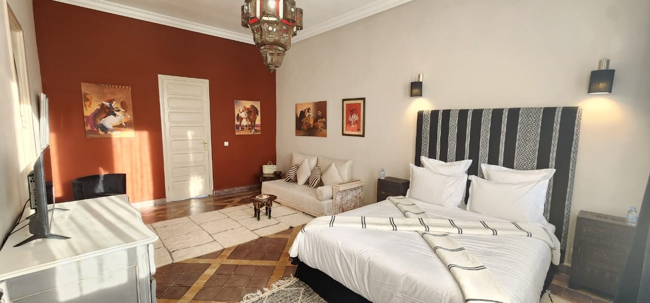 Villa de standing, Route de Ouarzazate