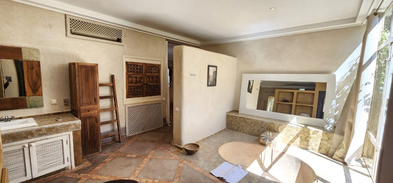 Villa de standing, Palmeraie