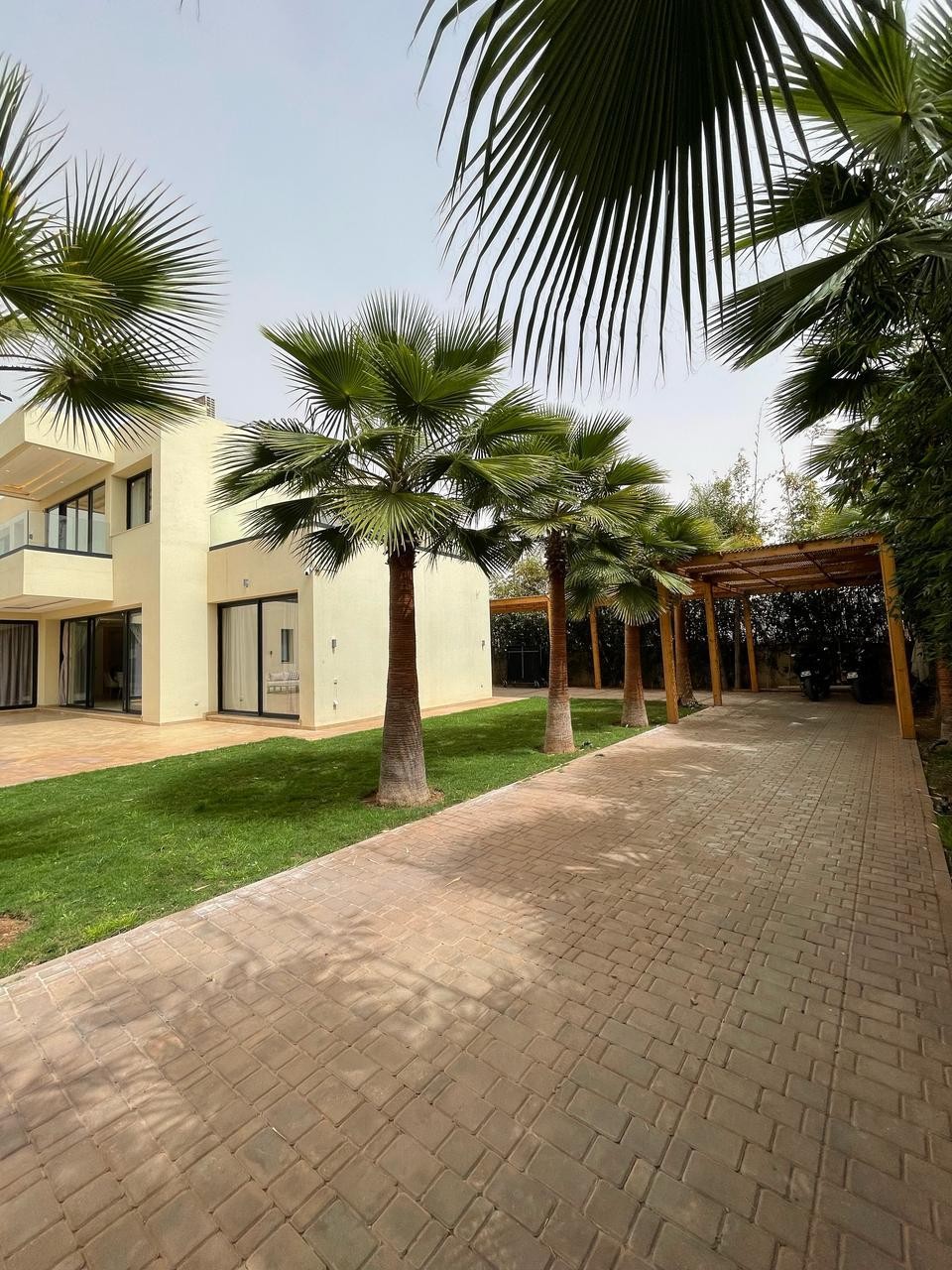 Villa image