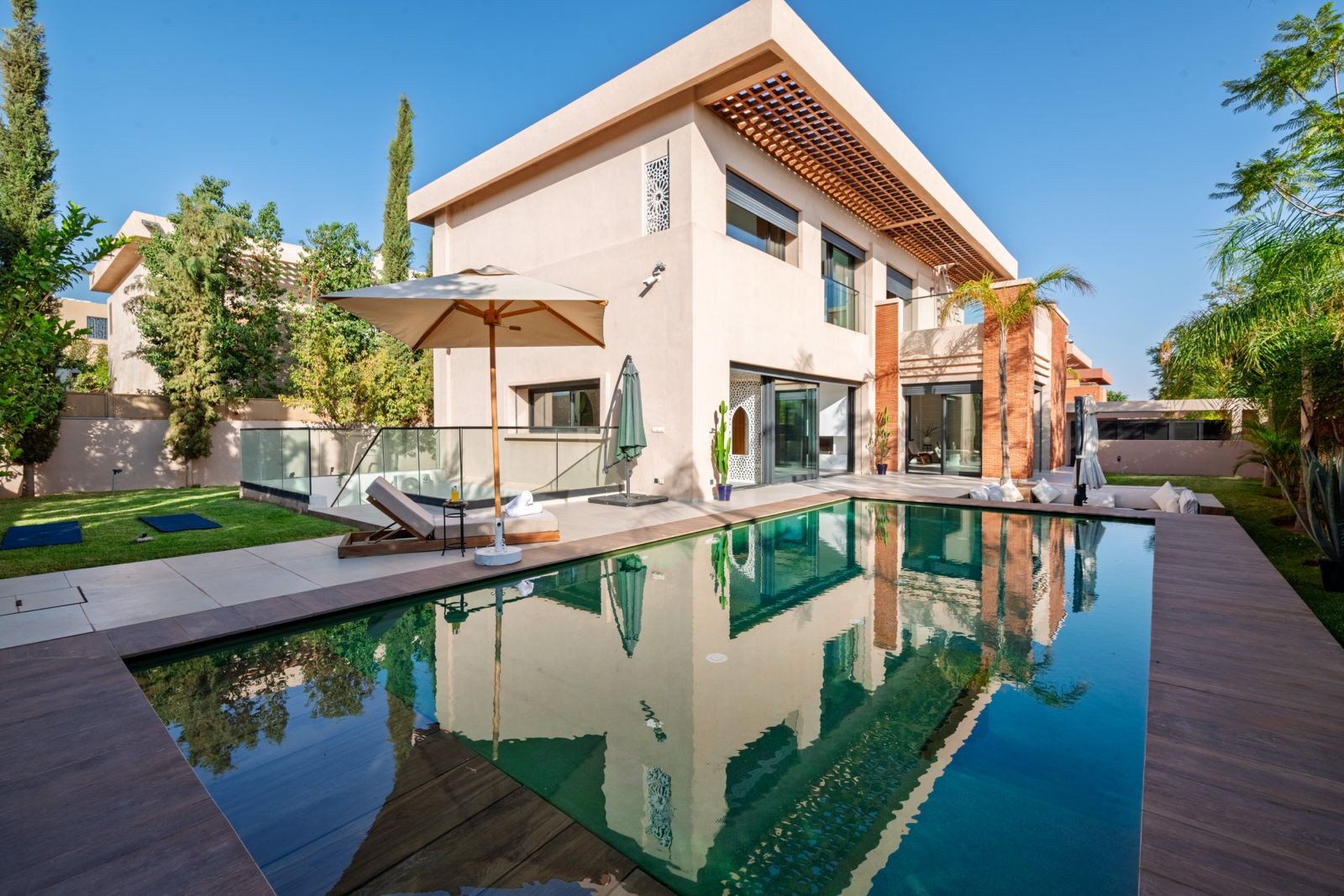 Villa, Road to Tahanaout