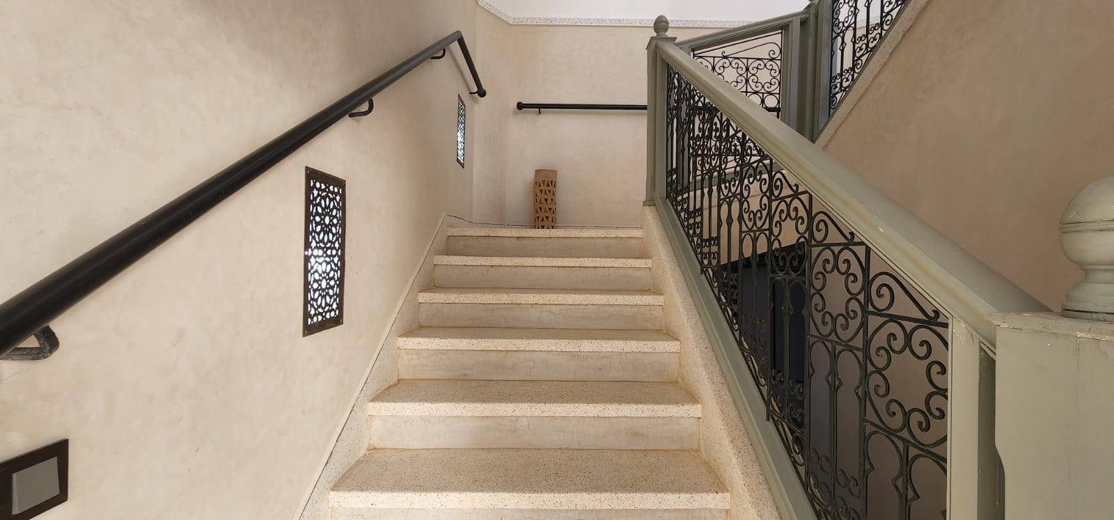 Villa de standing, Route de Casablanca