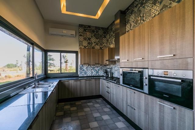 Luxury villa, Amelkis area