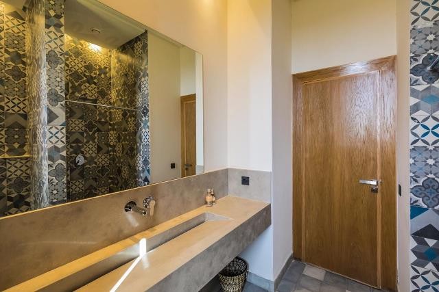 Luxury villa, Amelkis area