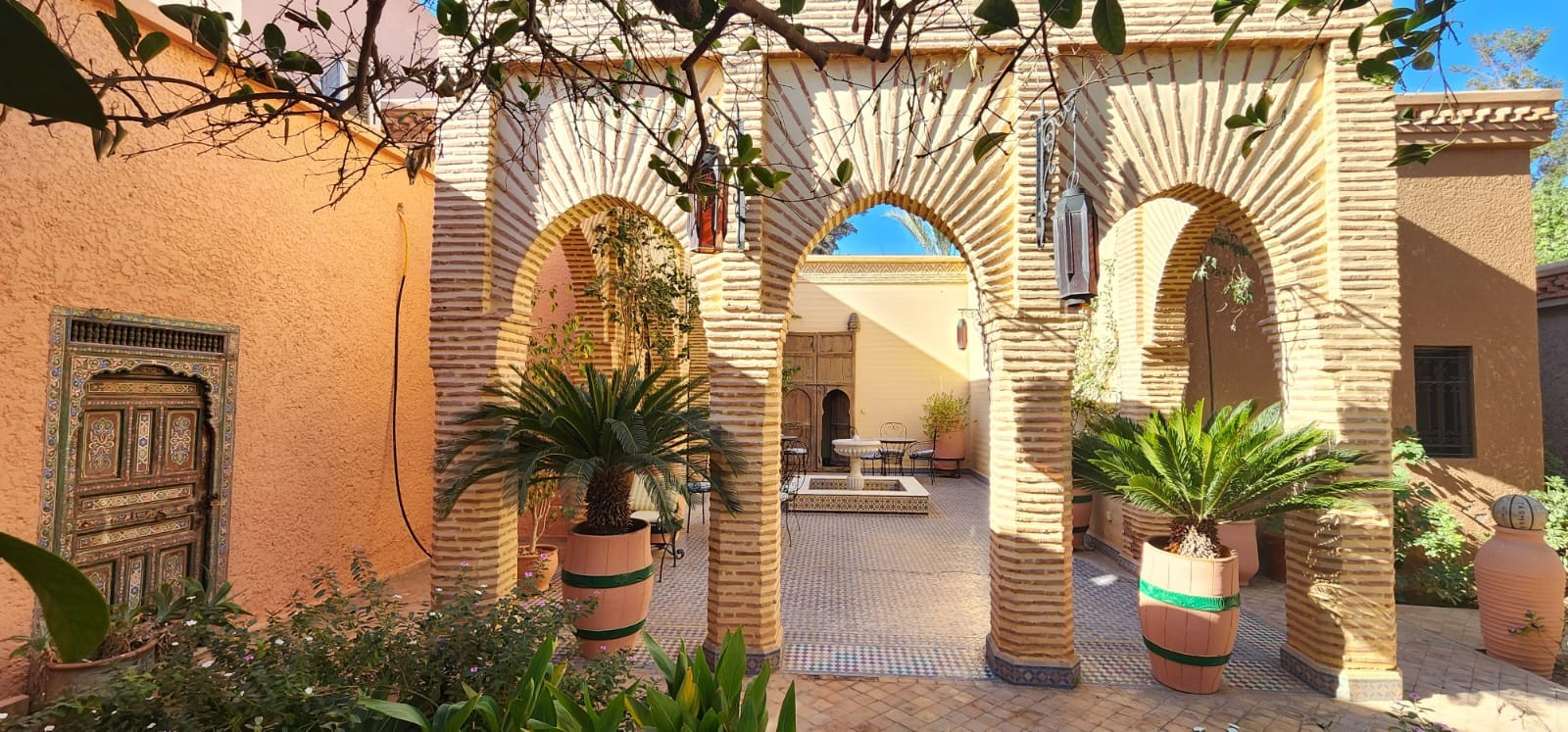 Villa, Targa