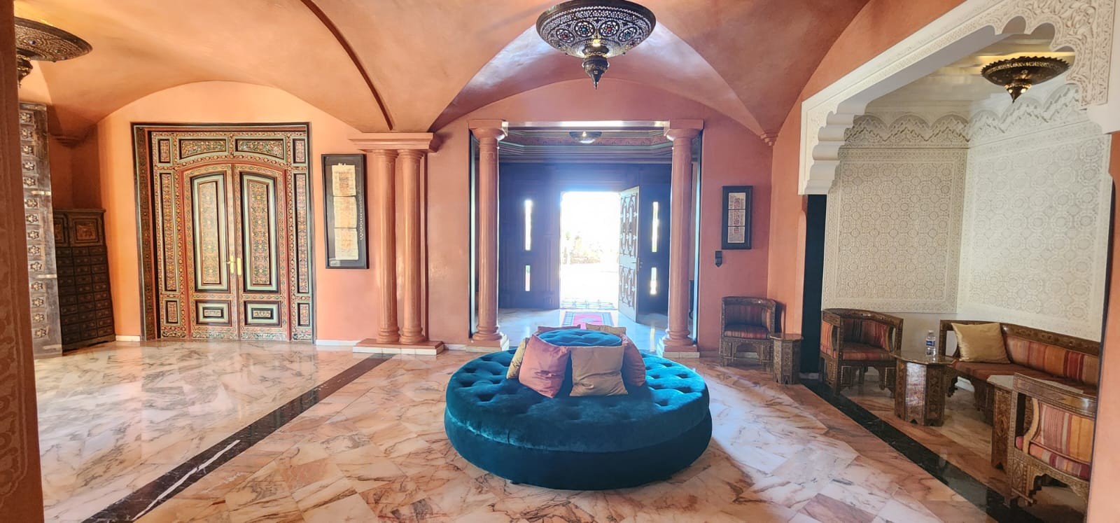 Villa, Targa
