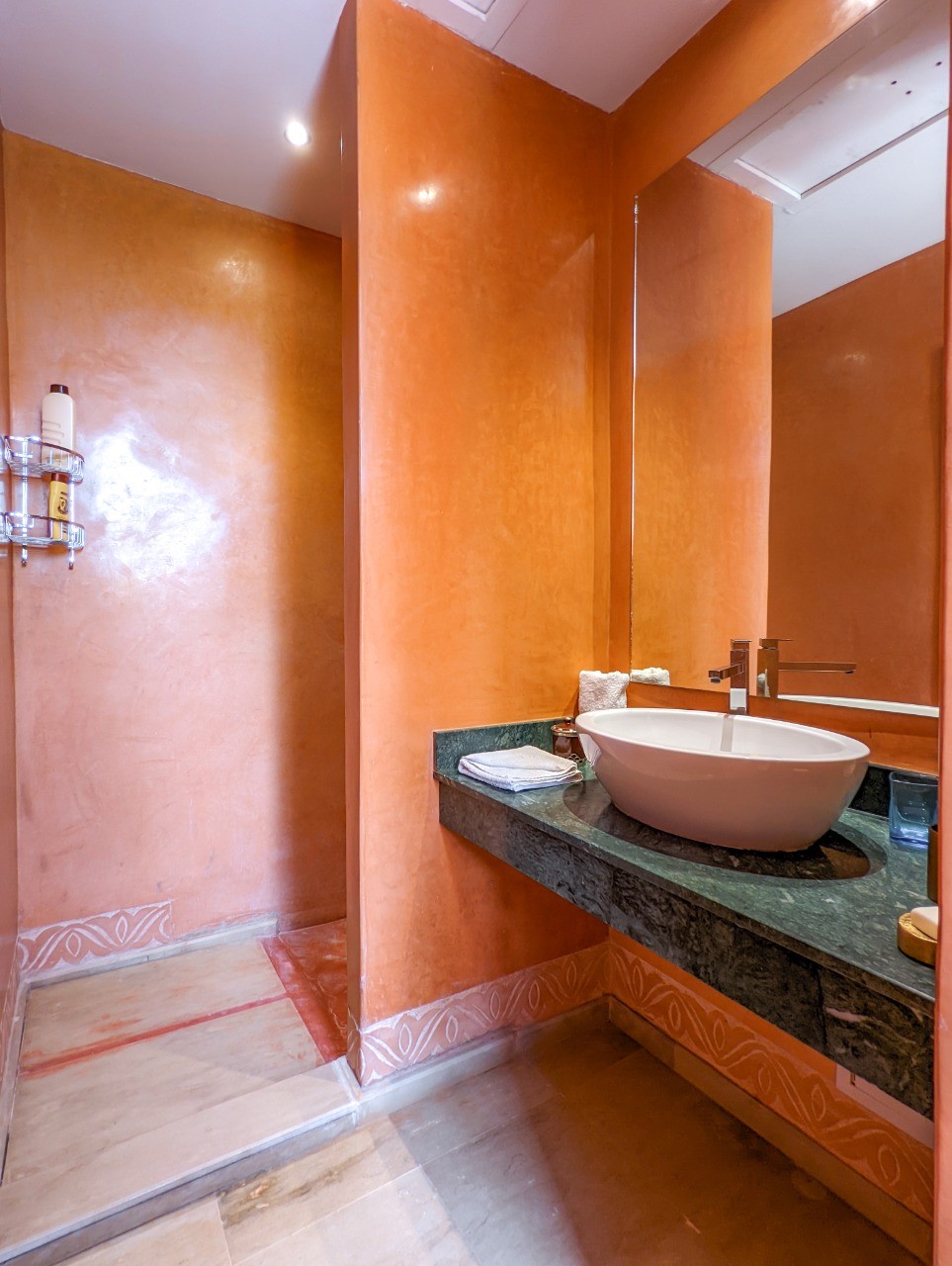 Luxury villa, Road to Ouarzazate