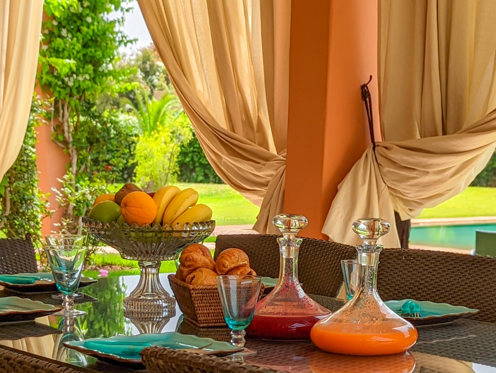 Luxury villa, Road to Ouarzazate