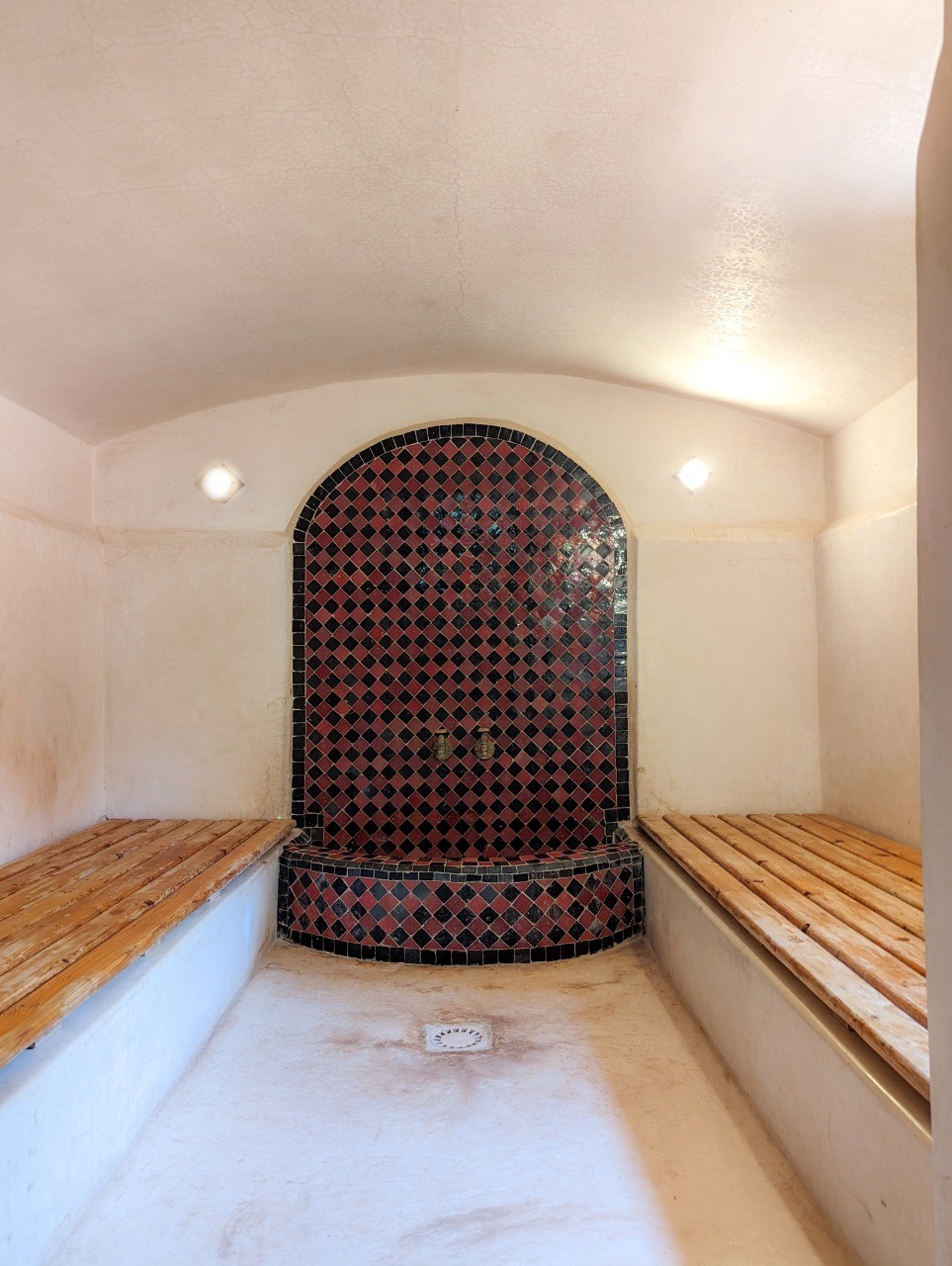 Luxury villa, Road to Ouarzazate
