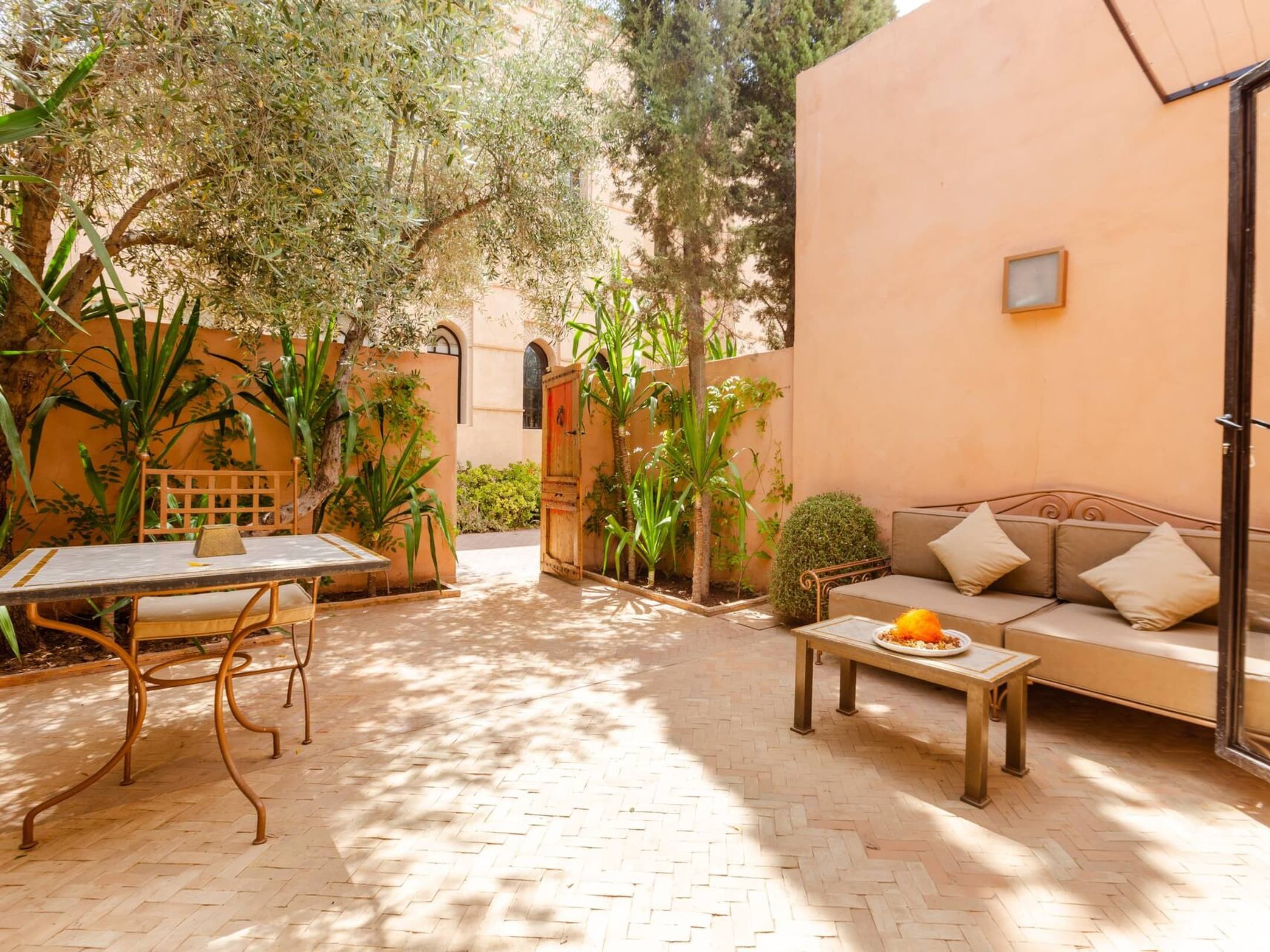 Villa, Route d'Amizmiz